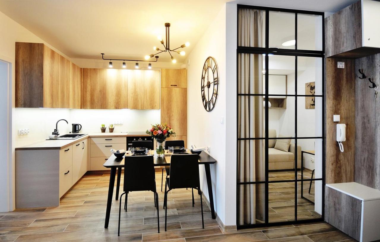 Apartament Za Swierkami 6 Osob , 3 Pokoje Kołobrzeg Exterior foto